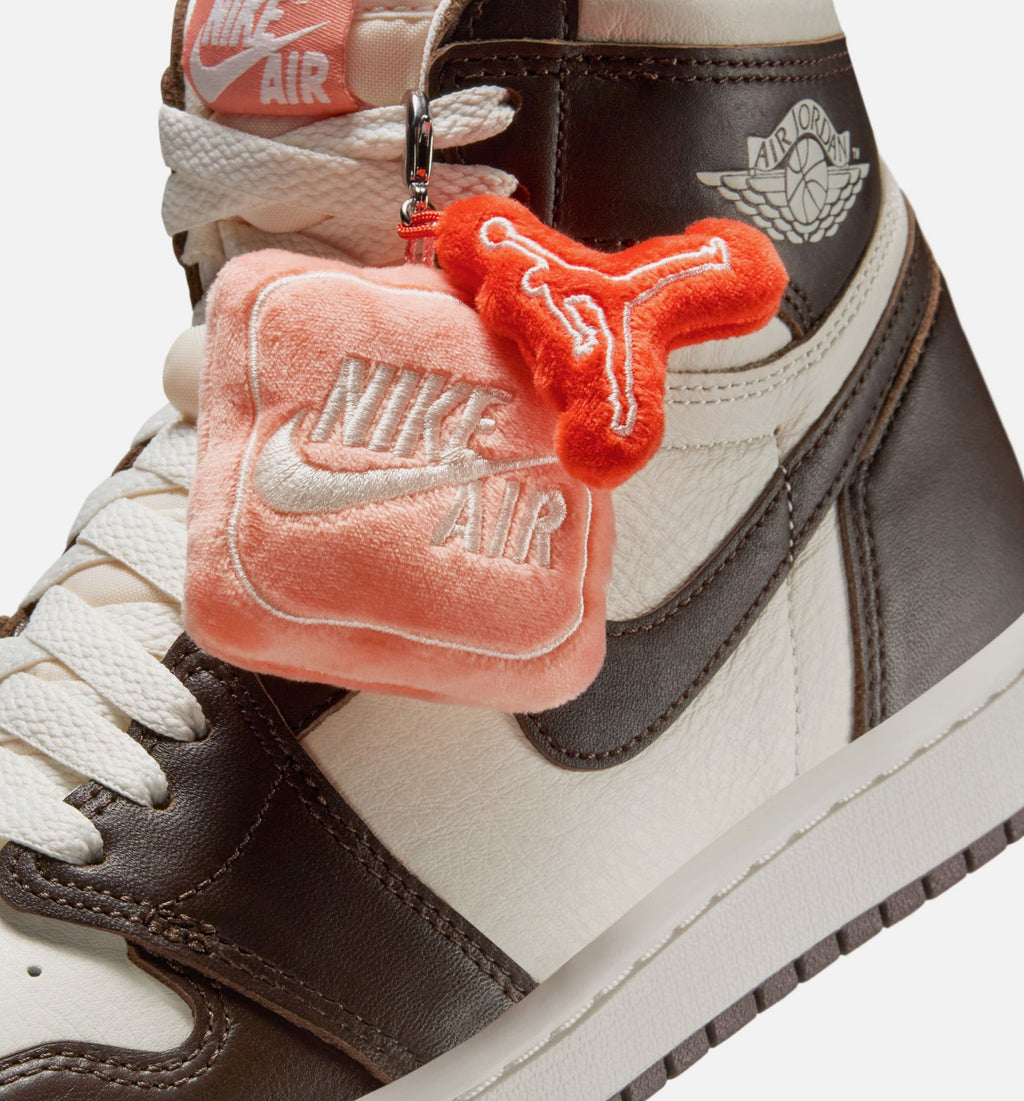 Air Jordan 1 Retro High OG – Women's Lifestyle Shoe | Baroque Brown/Light Madder Root/Sail