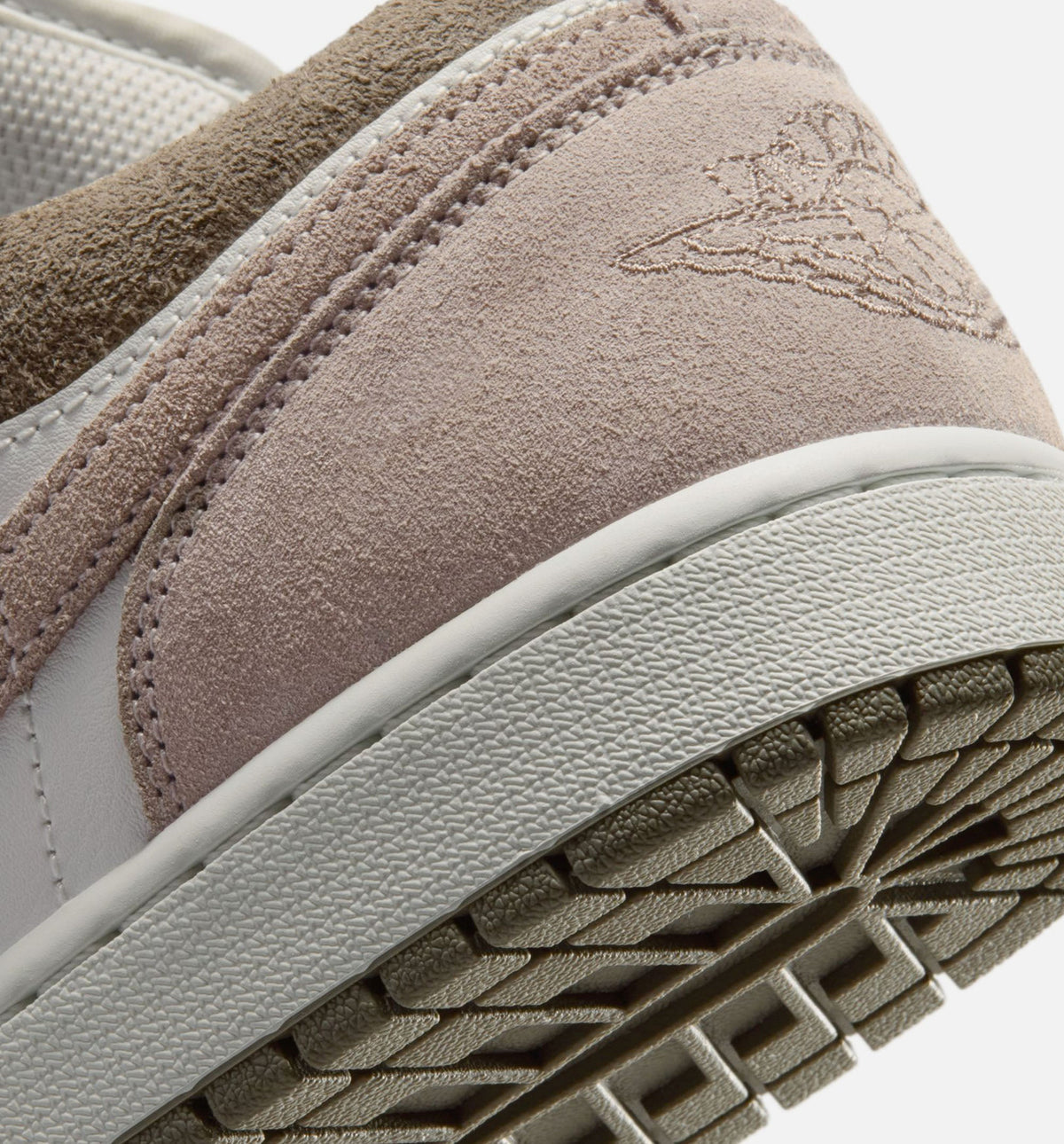 Air Jordan 1 Low – Men's Lifestyle Shoe | Olive Grey/Enigma Stone/Summit White
